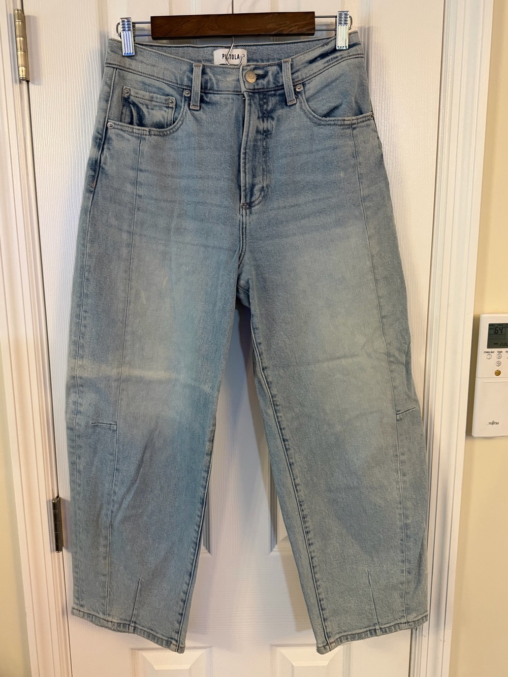 Pistola Jeans Women’s Size 27 Light Wash High Rise Barrel Leg Cropped Denim